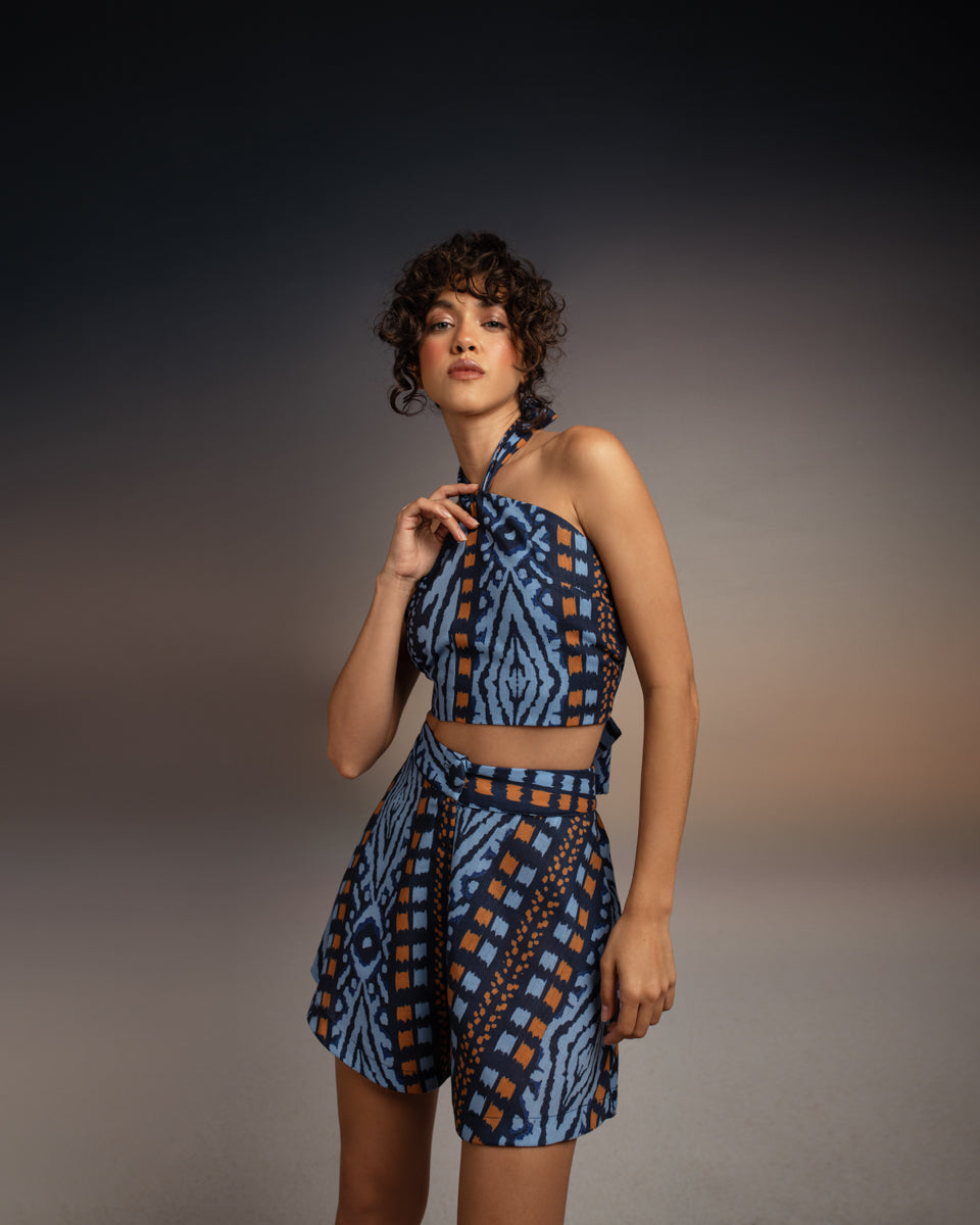 Ellen Tola Short encantadore