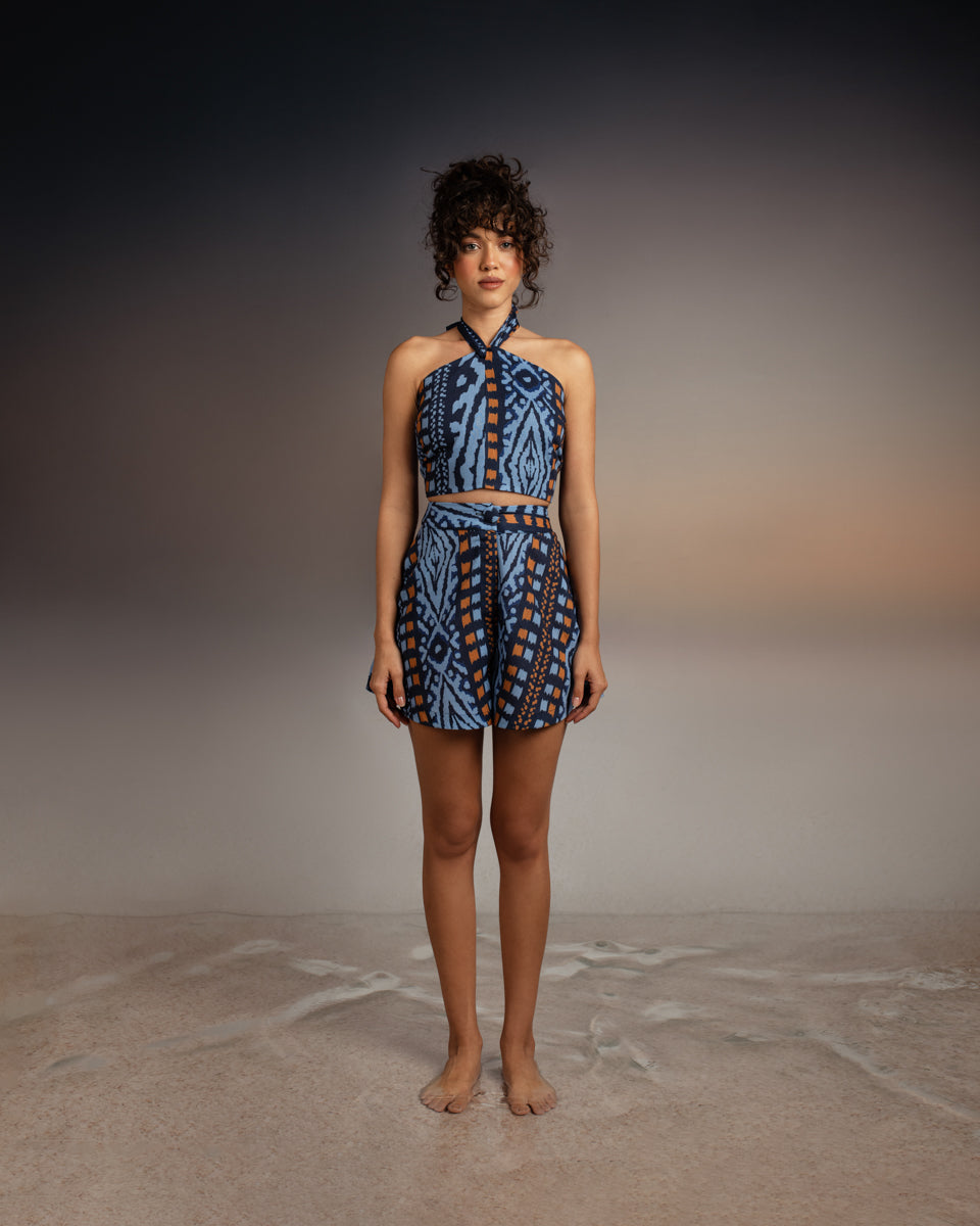 Ellen Tola Short encantadore