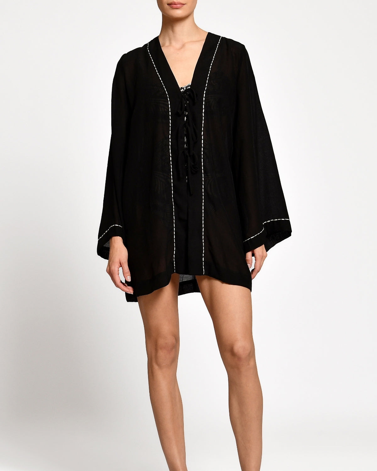 Kimono Giorgia Black Stitched encantadore