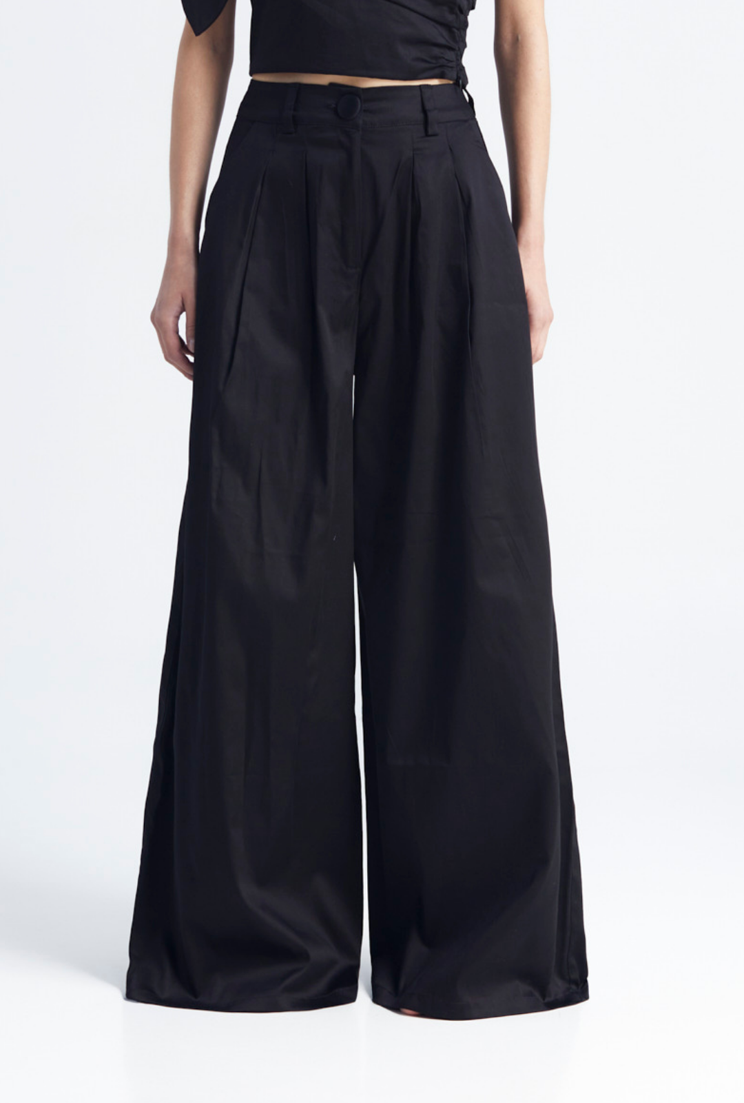 Jolie Black Pants encantadore