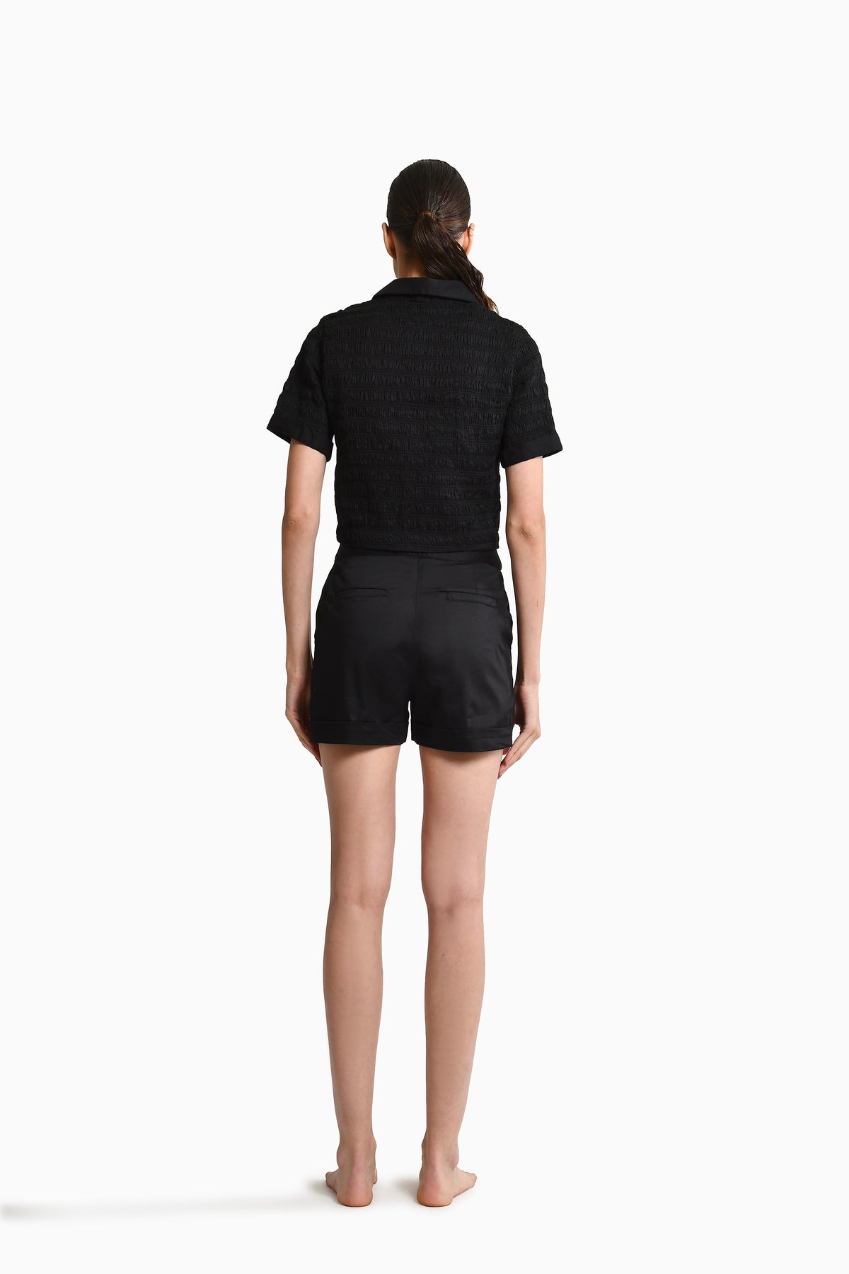 Zia Black Short encantadore