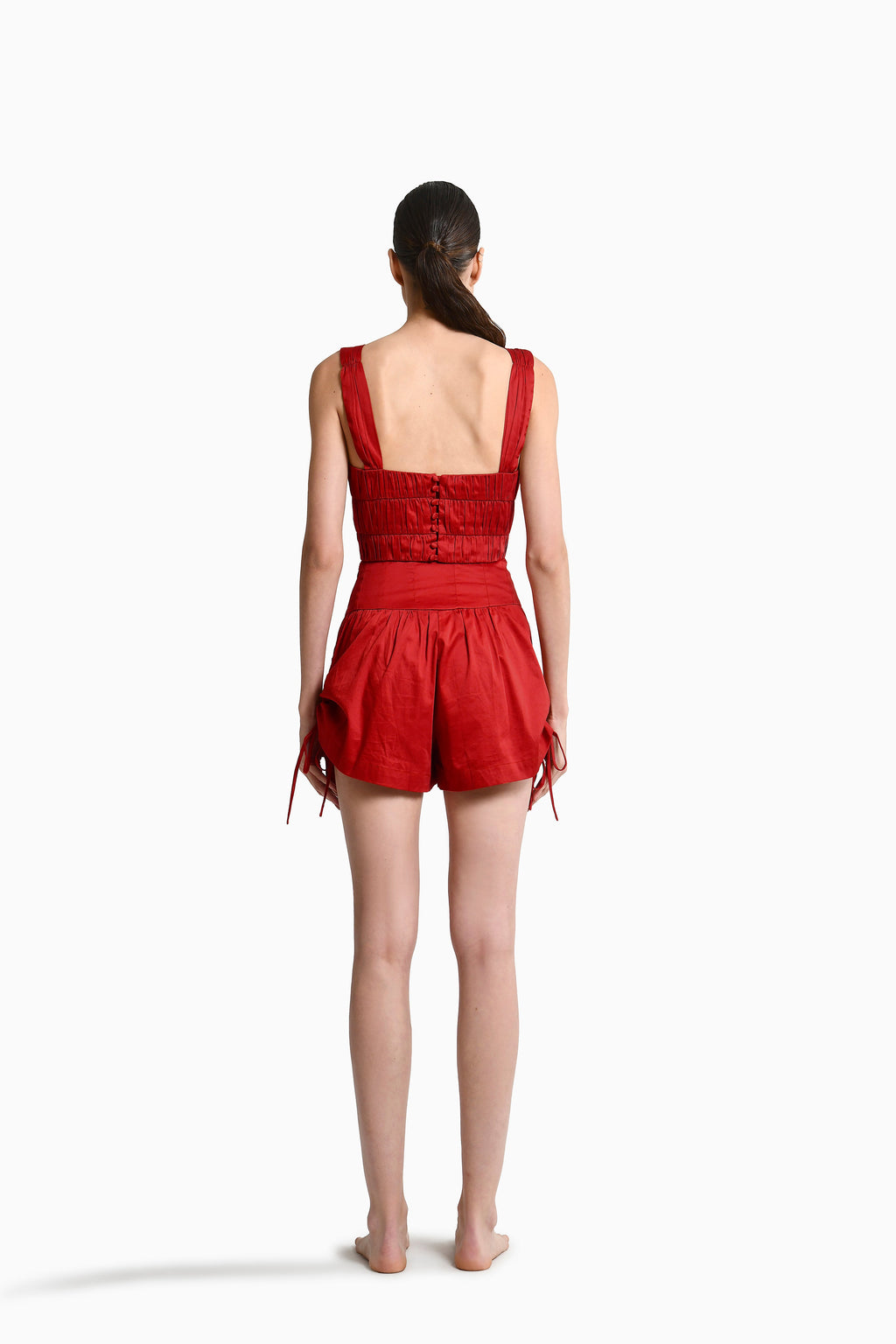 Nella Red Short encantadore