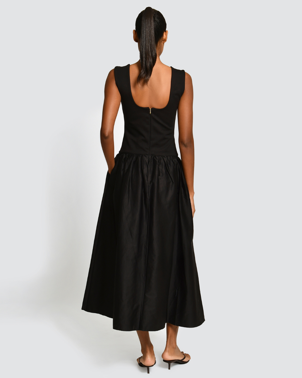 Vestido Midi Alba Black Encantadore