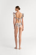 Top De Bikini Innes Hany & Bottom De Bikini Trisha Hany